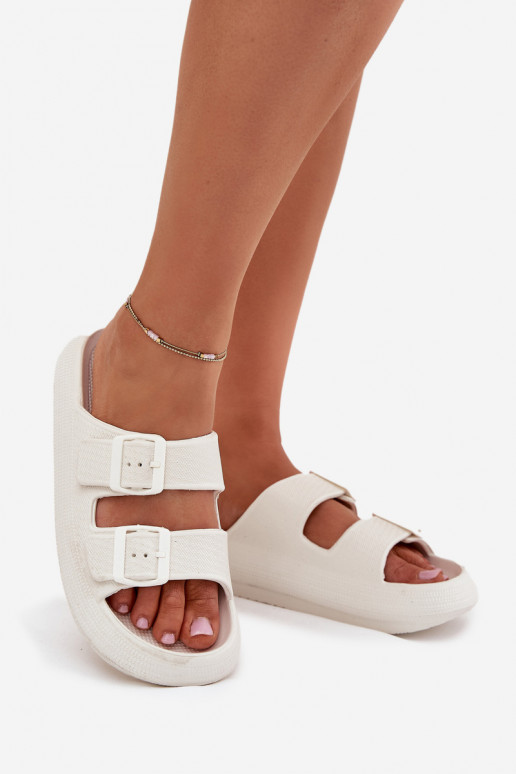 Pantoufles légères Pantoufles pour femmes avec boucles Vinceza 76056 couleur blanche Pantoufles légères Pantoufles pour femmes avec boucles Vinceza 76056 couleur blanche