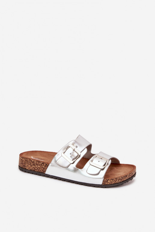 Féminin Chaussons avec une plateforme avec boucles couleur argent Vesina Féminin Chaussons avec une plateforme avec boucles couleur argent Vesina