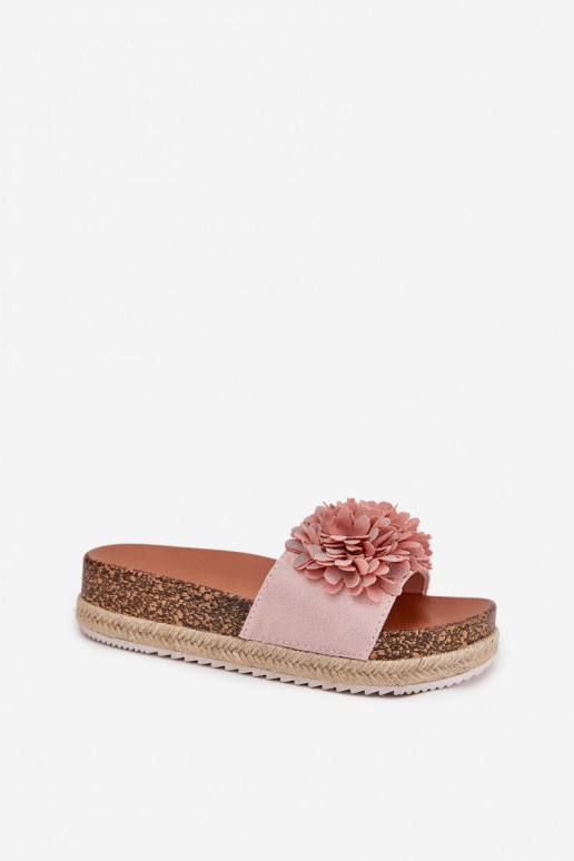 Pantoufles pour femmes avec une plateforme Avec des décorationsi avec des motifs florauxkami couleur rose Tessara Pantoufles pour femmes avec une plateforme Avec des décorationsi avec des motifs florauxkami couleur rose Tessara