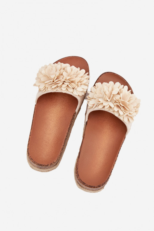 Pantoufles pour femmes avec une plateforme Avec des décorationsi avec des motifs florauxkami beige Tessara Pantoufles pour femmes avec une plateforme Avec des décorationsi avec des motifs florauxkami beige Tessara