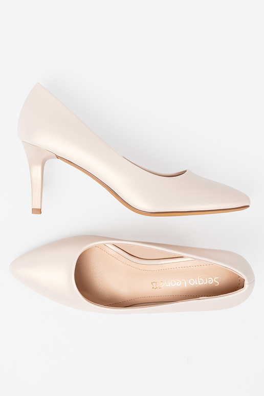 Elegante weiße High Heels mit dünnem Absatz