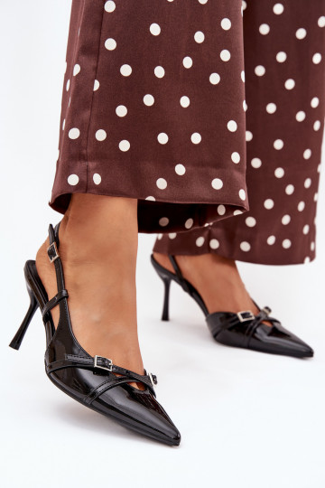Schwarze lackierte Schuhe mit offenem Absatz und Riemchen Ravira