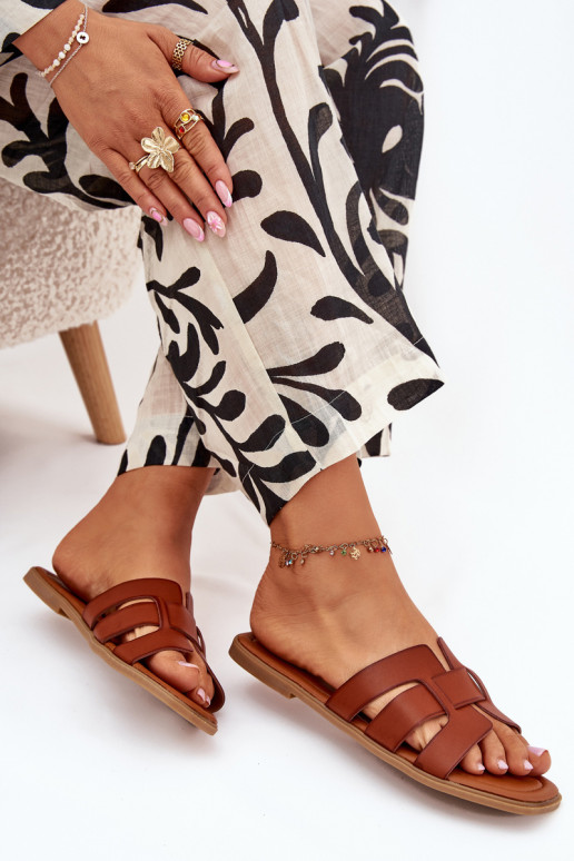 Pantoufles pour femmes avec des talons larges marron Mirona Pantoufles pour femmes avec des talons larges marron Mirona