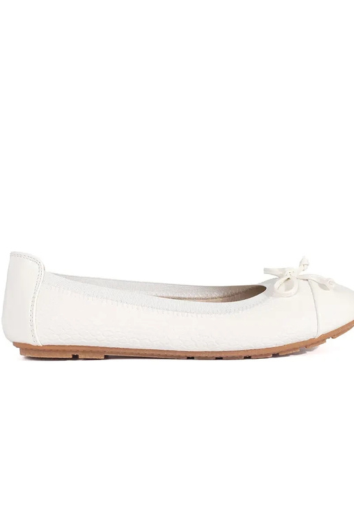 Initte kleur gelakt ballerinas met een boog