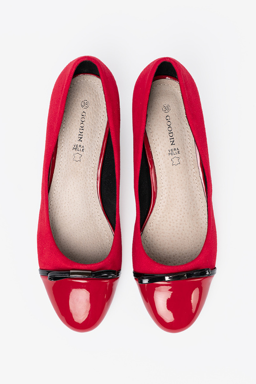 couleur rouge talons hauts avec un arc i lakieroÀanym noskiem couleur rouge talons hauts avec un arc i lakieroÀanym noskiem