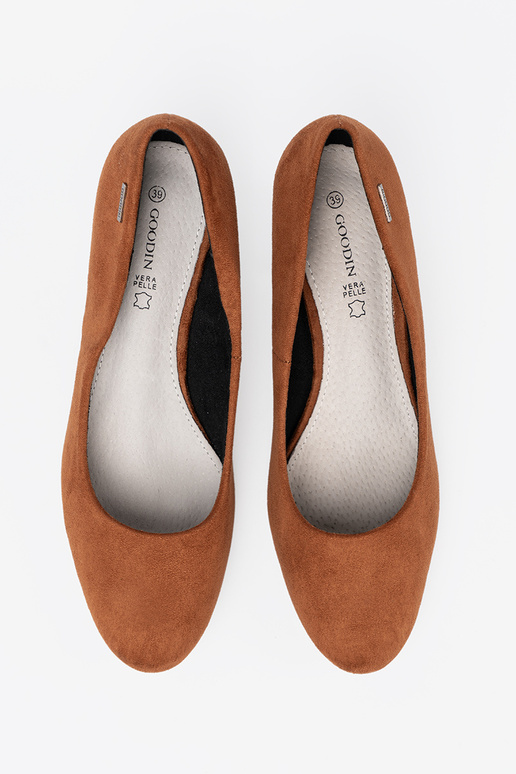 marron talons hauts z ozdobnym argentm obcasem