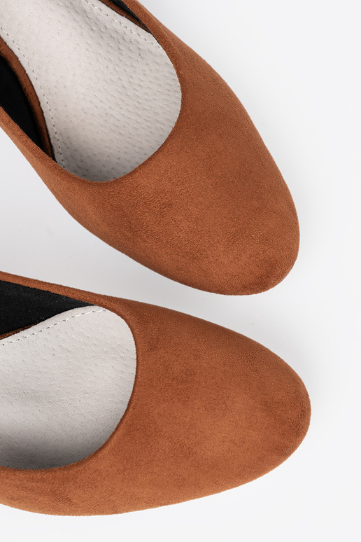 marron talons hauts z ozdobnym argentm obcasem