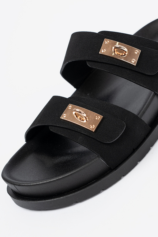 Hausschuhe mit einer Plattform ze goldenmi detalami Hausschuhe mit einer Plattform ze goldenmi detalami