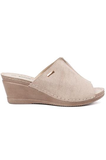 beige femmes Chaussons avec une plateforme 2