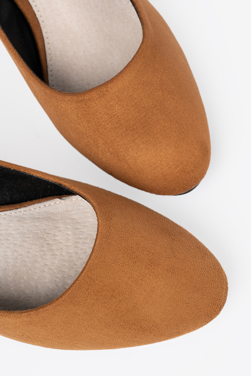 aus INildleder High Heels auf High Heels karmel