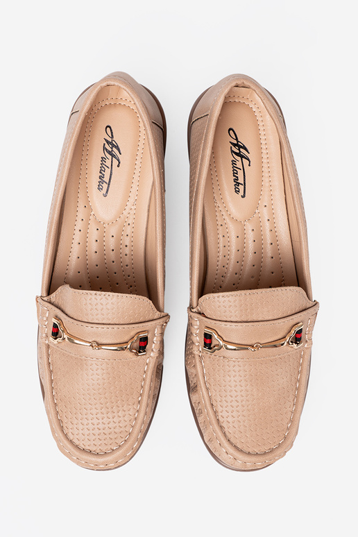 beige schoenen ze goudenm zdobieniem