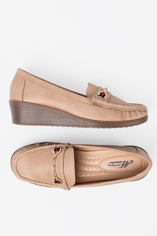 beige demi-chaussures ze dorém zdobieniem