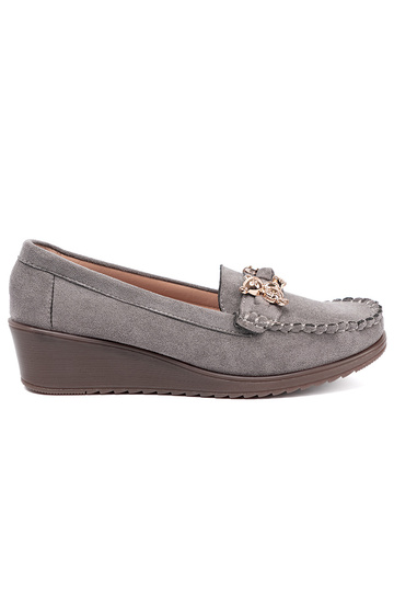 couleur grise demi-chaussures avec des détails dorés 2