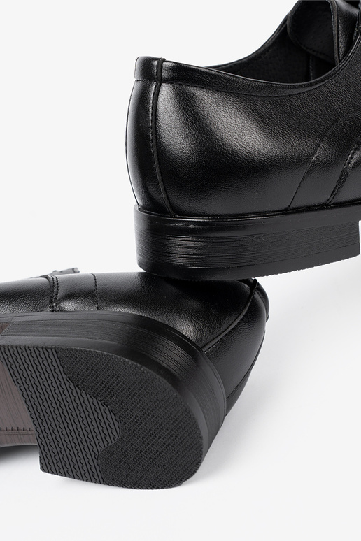 Elegante stijl schoenen Het heeftnnen In klassiekj czerni i połysku Elegante stijl schoenen Het heeftnnen In klassiekj czerni i połysku