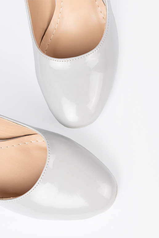 couleur grise Chaussures à talons laquées