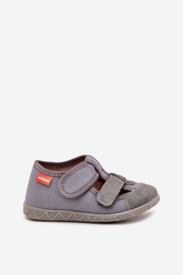 Chaussons Milami Puéril avec attaches adhésives couleur grise Reathiana 2