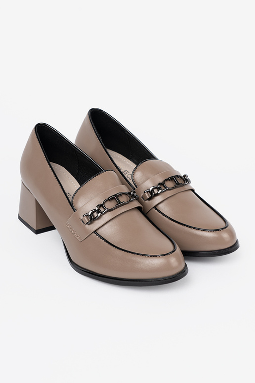 beige dames schoenen op hoge hakken