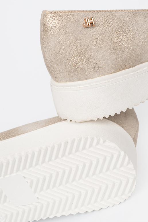 couleur dorée mocassins z biżuteryjnym detalem na przodzie