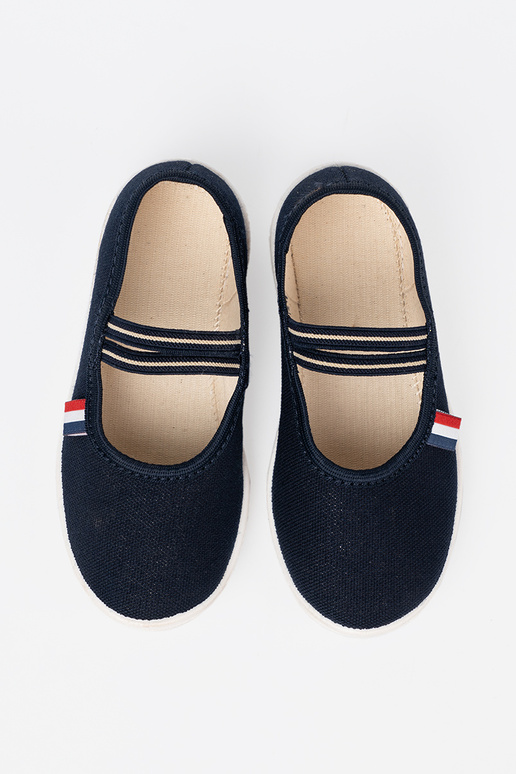 Eenvoudig blauIn schoenen z flexibelm paskiem