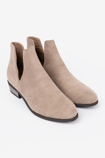 beige laarzen z Inycięciami
