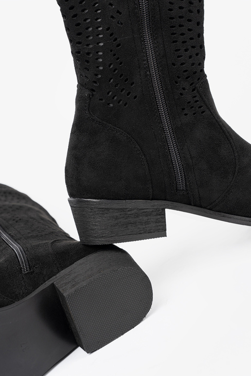 zInart opengeInerkt lange laarzen In stylu koInbojek