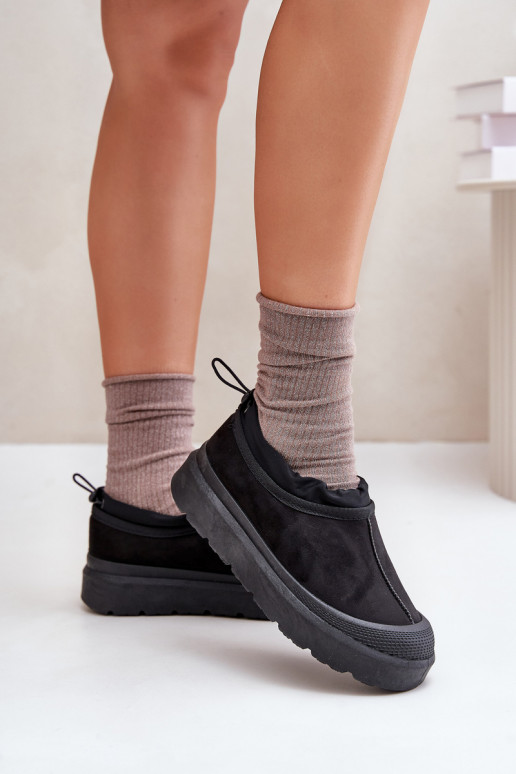 Bottes de neige Féminin avec une plateforme Avec un dessus bas couleur noire Izamine