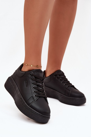 Chaussures modèle baskets Féminin avec une plateforme Big Star SS274244 couleur noire