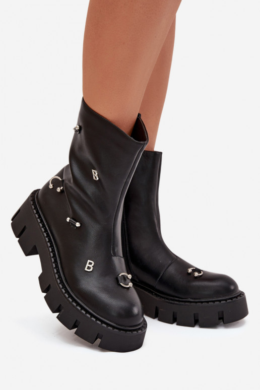 réchauffer Bottes pour femmes Au Château avec de beaux détails couleur noire Thavira