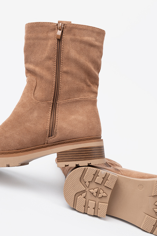 Minimalistyczne Schuhe kameloZue z miękkiego zamszu