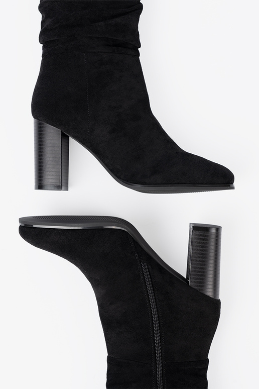 zInart enkel laarzen met een gegolfd bovenInerk