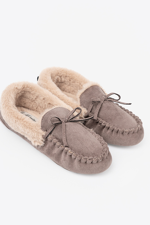 beige kapcie met een boog i puszystym Innętrzem typu Dames mocassins