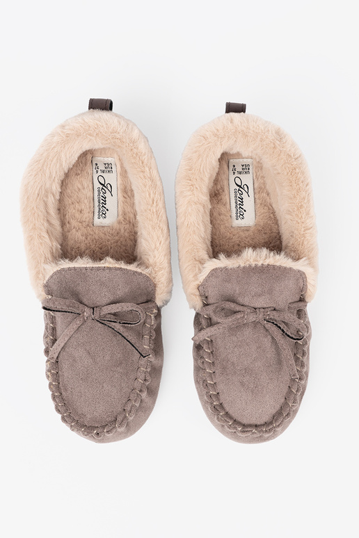 beige kapcie met een boog i puszystym Innętrzem typu Dames mocassins