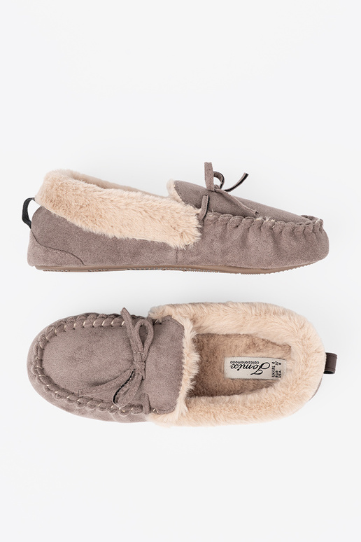 beige kapcie met een boog i puszystym Innętrzem typu Dames mocassins