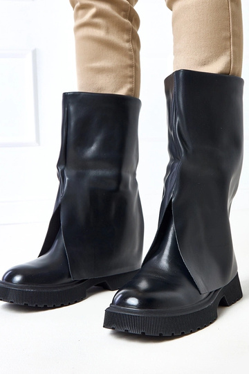 Bottines noires avec un...