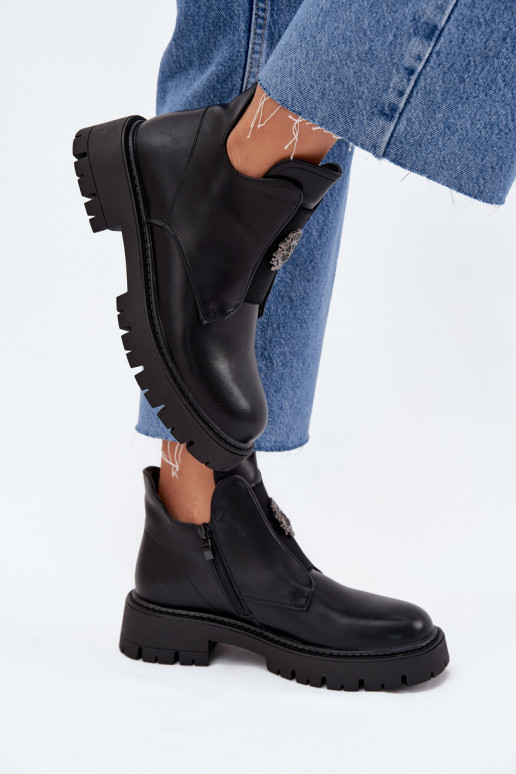 réchauffer chaussures à talons bas pour femmes avec des ornements Au Château couleur noire Lavira réchauffer chaussures à talons bas pour femmes avec des ornements Au Château couleur noire Lavira