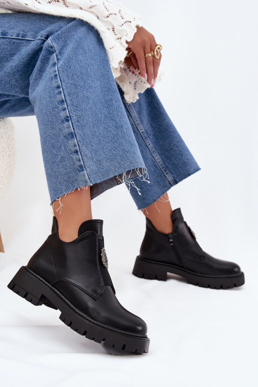 réchauffer chaussures à talons bas pour femmes avec des ornements Au Château couleur noire Lavira réchauffer chaussures à talons bas pour femmes avec des ornements Au Château couleur noire Lavira
