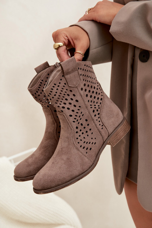 Bottes ajourées Féminin avec des talons larges beige Amisna