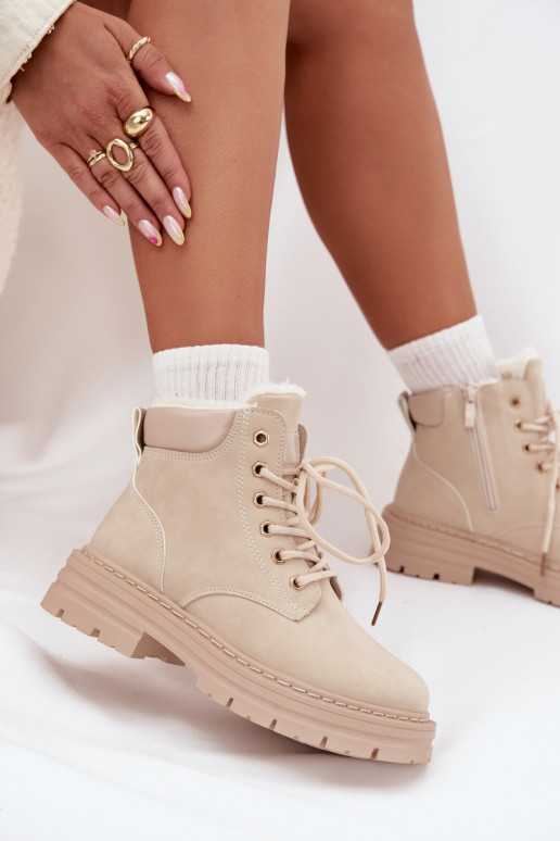 chaussures Féminin réchauffer avec de la fourrure à l intérieur Au Château couleur ivoire Tharika