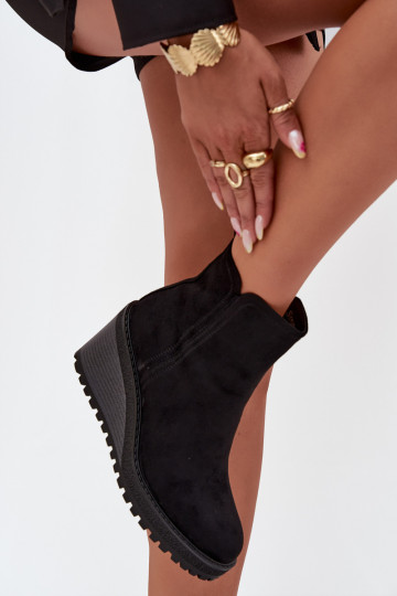 réchauffer Bottes Sur un coinen daim écologiqueu couleur noire Il fautvona