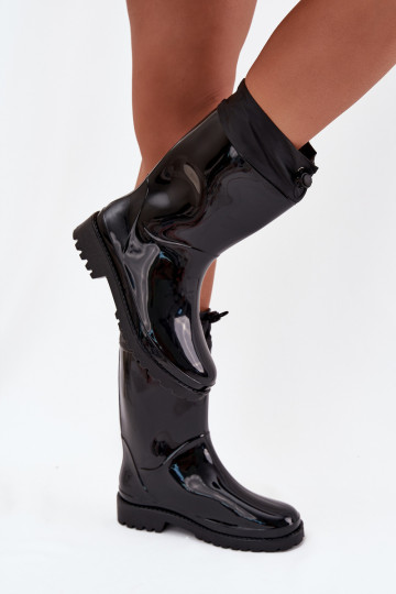 Bottes en caoutchouc Féminin avec une fermeture à pression couleur noire Kessia