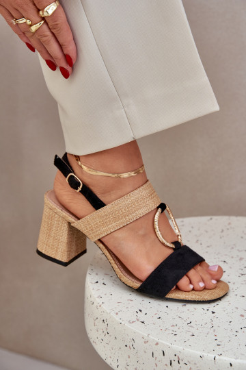 Sandalen Ermöglicht SłupkoZuym Obcasie SchZuarz und-Beige Afleeria 2