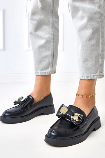 Zwarte mocassins met strik...