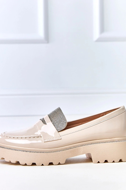 Beige lak mocassins versierd met...