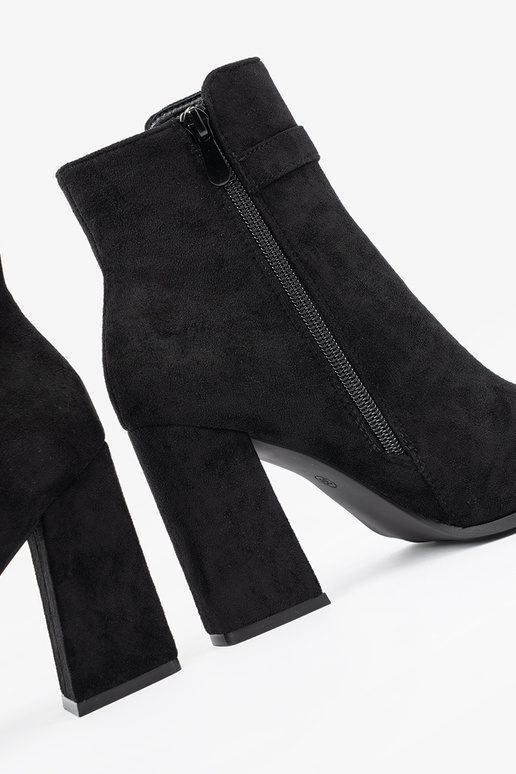 Style élégant couleur noire chaussures z biżuteryjnym akcentem