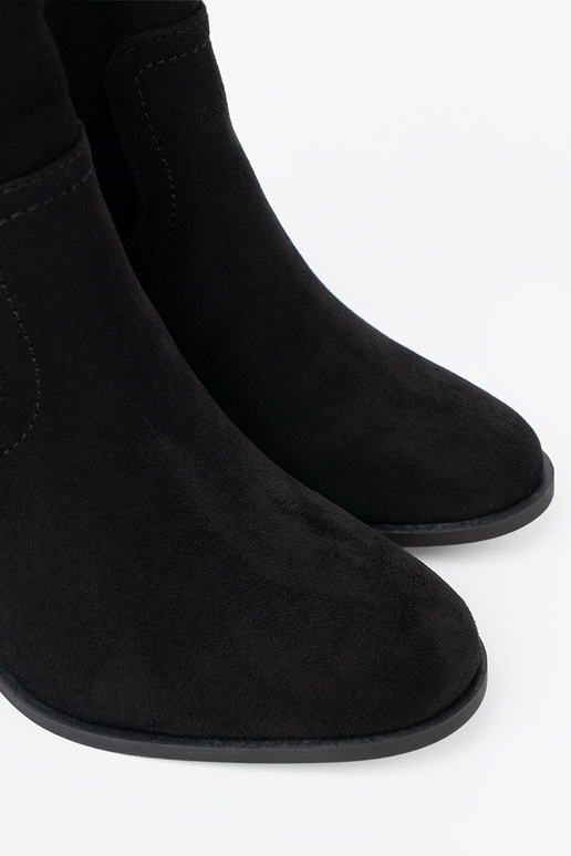 zInart laarzen op hoge hakken o klasycznym kroju