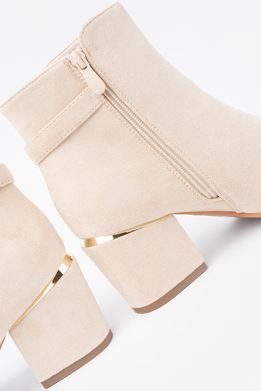 ivoor enkel laarzen met decoratieve gesp ivoor enkel laarzen met decoratieve gesp