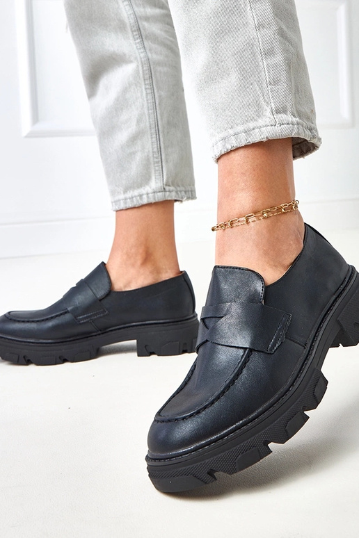 Zwarte matte dames mocassins Kirna