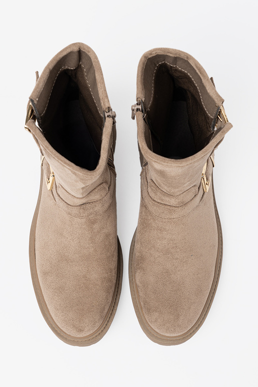 beige chaussures en daim avec boucles décoratives