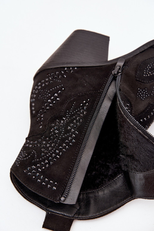 Bottines isolées pour femmes de style cowboy avec décoration, noires Lelira