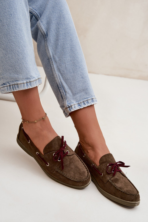 Schuhe Mokassins für Damen mit stilvollen Details Khaki-Farbe-Farbe Calivra